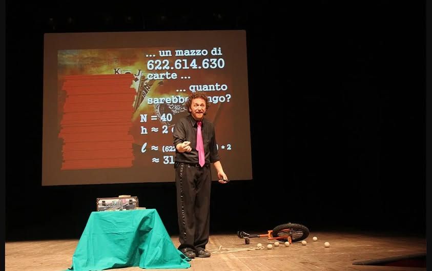 "L'azzardo del giocoliere": torna nelle scuole ferraresi lo spettacolo contro il gioco d'azzardo